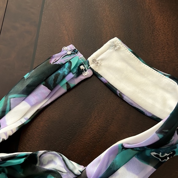 TADASHI SHOJI ARLENE CUTOUT HALTER FLORAL MIDI DRESS - Picture 10 of 16